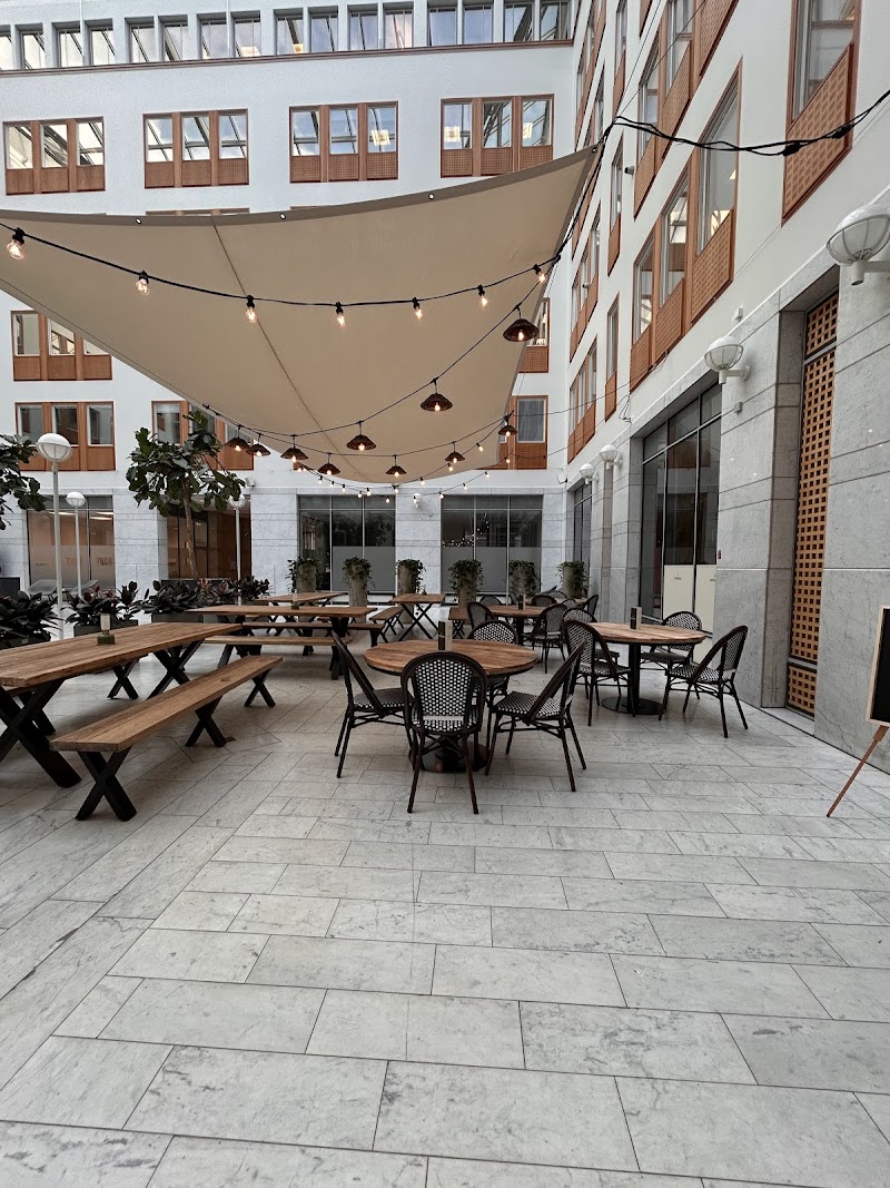 Bistro 26