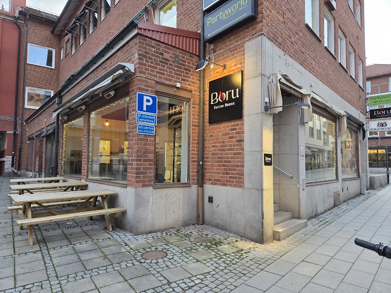 Boru Ramen House