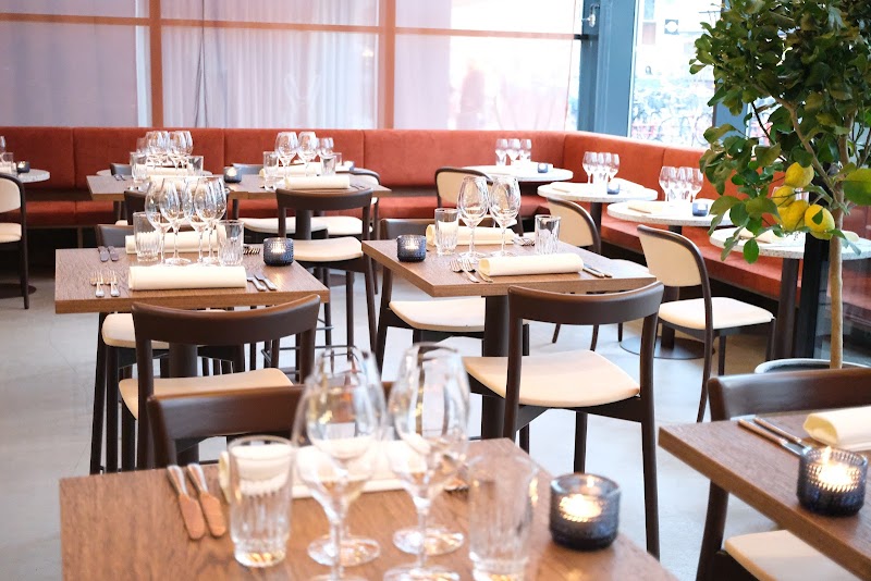 Frans Bistro & Bar