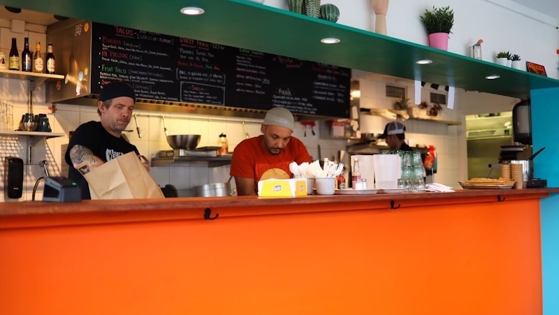 Hermanos TacoKiosk